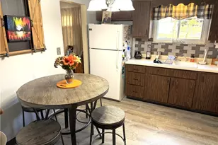 1121 Williams Dr, Washington Township, PA 15012 - Photo 16