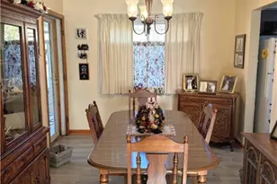 1121 Williams Dr, Washington Township, PA 15012 - Photo 14