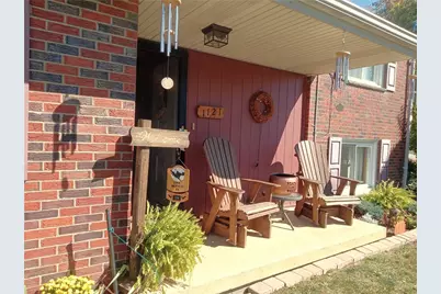 1121 Williams Drive, Washington Township, PA 15012 - Photo 2