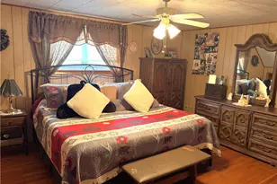 1121 Williams Dr, Washington Township, PA 15012 - Photo 20