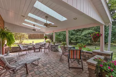 607 Westland Dr, Hempfield Township, PA 15601 - Photo 8