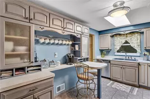 607 Westland Dr, Hempfield Township, PA 15601 - Photo 18