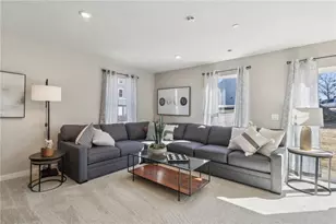 151 River Rdg Dr, Moon/Crescent Twp, PA 15108 - Photo 4