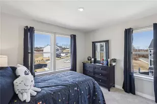 151 River Rdg Dr, Moon/Crescent Twp, PA 15108 - Photo 16