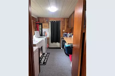 279 Snyder Ln, Burrel-Blacklick, PA 15717 - Photo 10