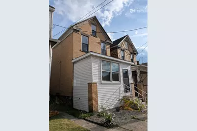 28 S 12th St, Jeannette, PA 15644 - Photo 2