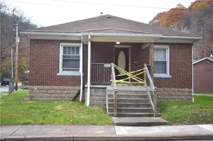 1062 Wall Ave, Pitcairn, PA 15140 - Photo 1