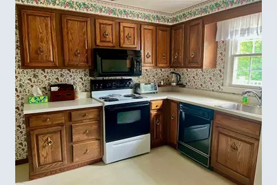 154 Sylvania Dr, South Park, PA 15236 - Photo 8