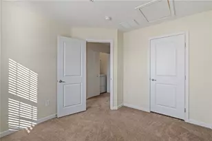 1966 Georgetown Dr, Pittsburgh, PA 15143 - Photo 20