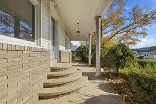 104 King St, Perryopolis, PA 15473 - Photo 2