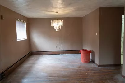 310 McCutcheon Ln, Pittsburgh, PA 15235 - Photo 4