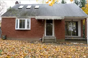 310 McCutcheon Ln, Pittsburgh, PA 15235 - Photo 1