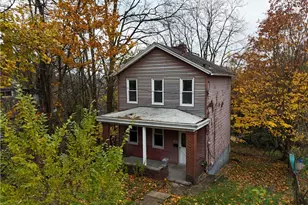 458 Belonda St, Pittsburgh, PA 15211 - Photo 2