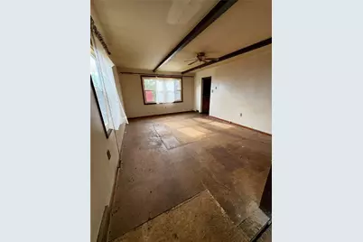 589 Hookstown Grade Rd, Moon/Crescent Twp, PA 15108 - Photo 8