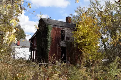 439 Green St, Brownsville, PA 15417 - Photo 4