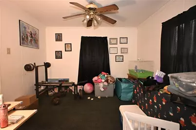 948 Athalia Ave, Monessen, PA 15062 - Photo 8