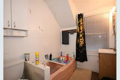 948 Athalia Ave, Monessen, PA 15062 - Photo 10