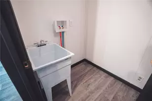 1739 N Water Ave, Hermitage, PA 16148 - Photo 22