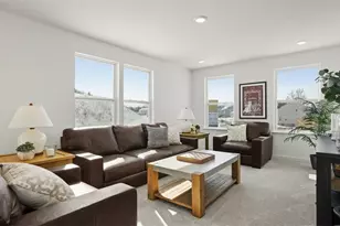 120 Samantha Dr, Center Township, PA 15061 - Photo 6