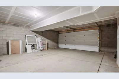 120 Samantha Dr, Center Township, PA 15061 - Photo 32