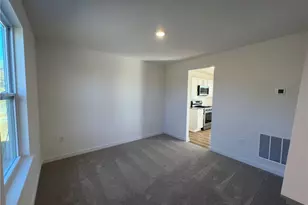 120 Samantha Dr, Center Township, PA 15061 - Photo 10