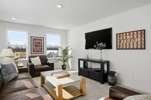 120 Samantha Dr, Center Township, PA 15061 - Photo 8