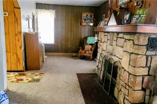 302 E Church St, Clay Township, PA 16061 - Photo 20