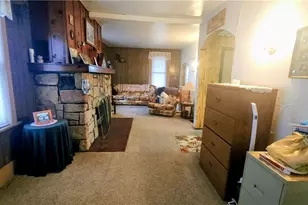 302 E Church St, Clay Township, PA 16061 - Photo 16