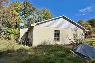 3281 Mercer Rd, Neshannock Township, PA 16105 - Photo 4