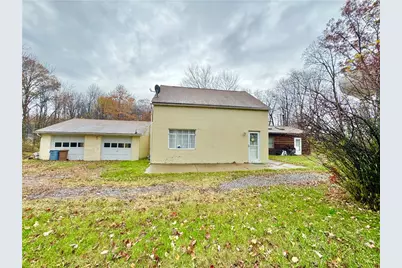 3281 Mercer Rd, Neshannock Township, PA 16105 - Photo 1