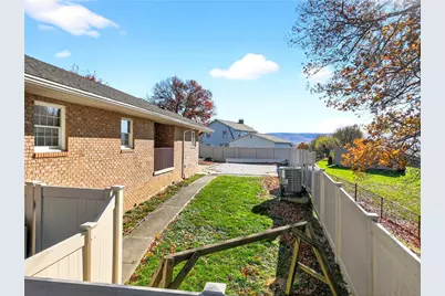 323 Dixon Blvd, South Union Township, PA 15401 - Photo 6
