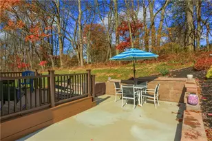 136 Cameron Square Dr, Connoquenessing Boro, PA 16033 - Photo 48