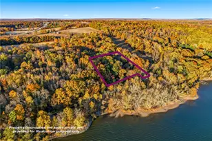 729 E Lake Rd, Pymatuning Township, PA 16154 - Photo 18