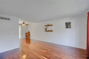 318 Tionesta Dr, Pittsburgh, PA 15068 - Photo 10