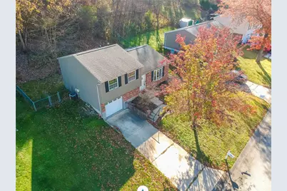 318 Tionesta Drive, Pittsburgh, PA 15068 - Photo 4