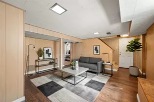 5123 S Passage Dr, Pittsburgh, PA 15236 - Photo 32