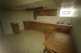 76 Summit Ave, Ellwood City, PA 16117 - Photo 20