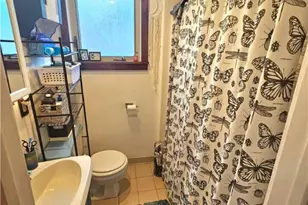 7910 Graff Ave, Pittsburgh, PA 15218 - Photo 8