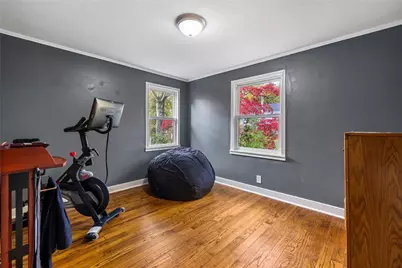 747 Fruithurst Dr, Pittsburgh, PA 15228 - Photo 24