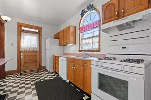 180 Center St, Springdale Boro, PA 15144 - Photo 8