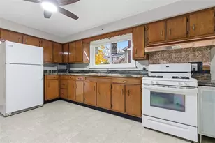 430 Newkirk St, Carnegie, PA 15106 - Photo 14