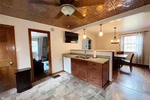 50 Lipp Ave, Ross Twp, PA 15229 - Photo 10