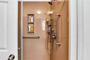 126 York Dr, Cranberry Township, PA 16066 - Photo 16