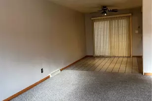 405 Diehl Dr, McKeesport, PA 15132 - Photo 10