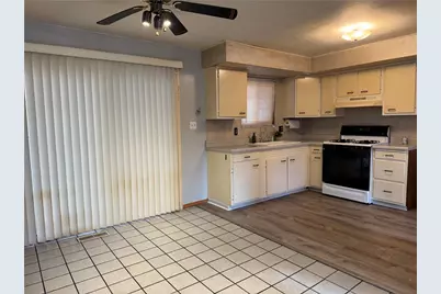 405 Diehl Dr, McKeesport, PA 15132 - Photo 16