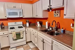 264 Elm Ct, Ross Twp, PA 15237 - Photo 6