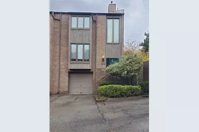 264 Elm Ct, Pittsburgh, PA 15237 - Photo 1