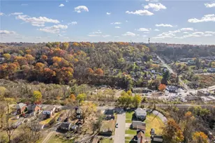 2738 Robertson Ave, Baldwin Twp, PA 15226 - Photo 32