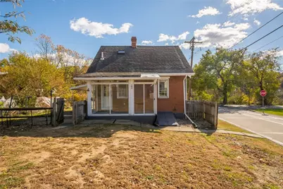 2738 Robertson Ave, Baldwin Twp, PA 15226 - Photo 16