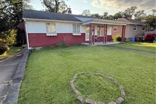 432 Violet Dr, Lower Burrell, PA 15068 - Photo 2